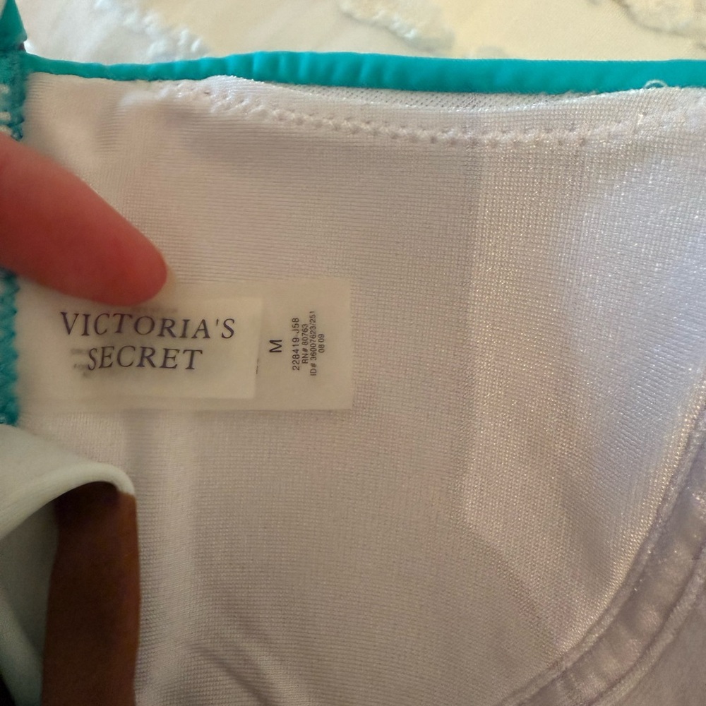 Vintage 2009 Victorias Secret Bikini Top - Picture 4 of 4